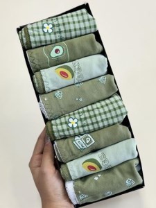 شورت عروسکی رنگ سبز