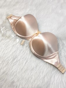 سوتین دکلته عشوه پشت شیشه ای