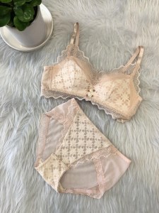 ست اسفنجی خرم سلطان