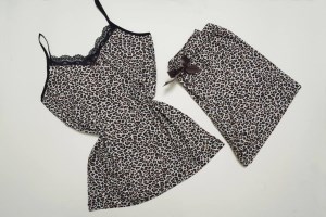 تاپ و شورتک نخی